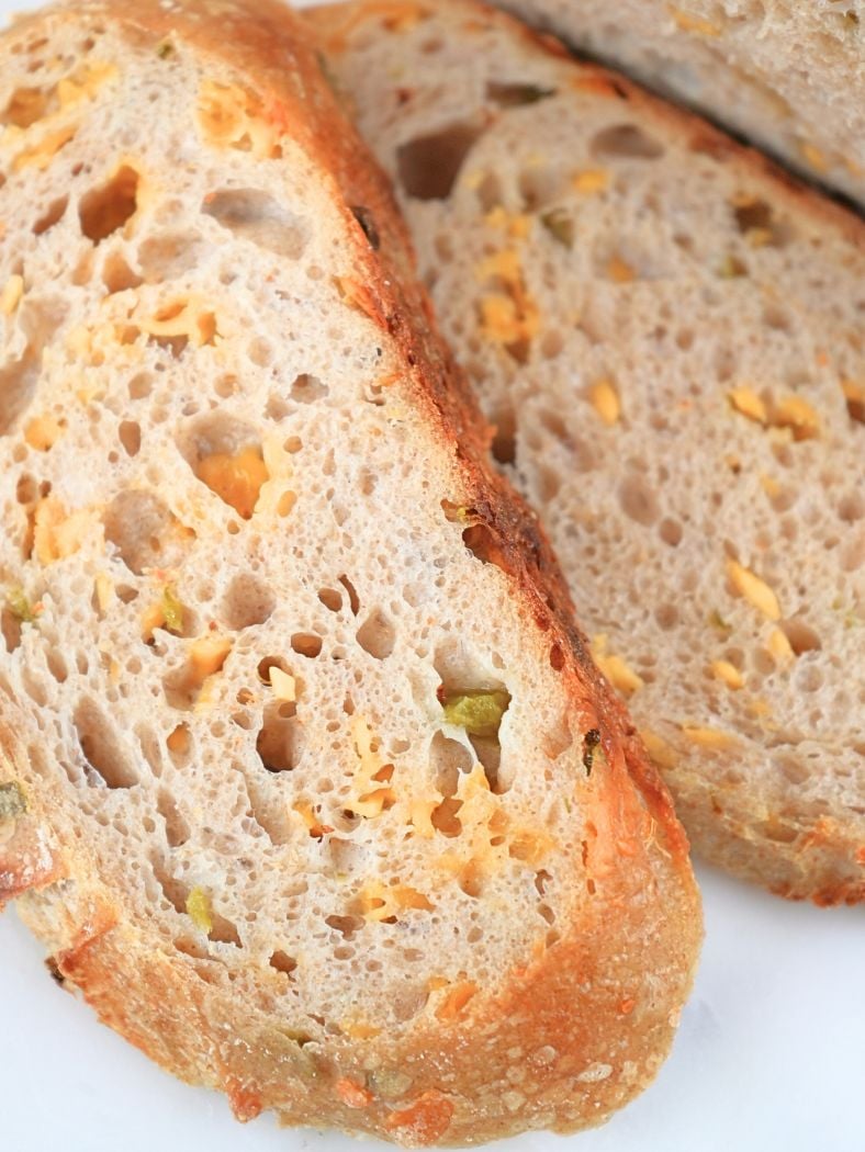 Close up of sourdough cheddar jalapeño bread slices