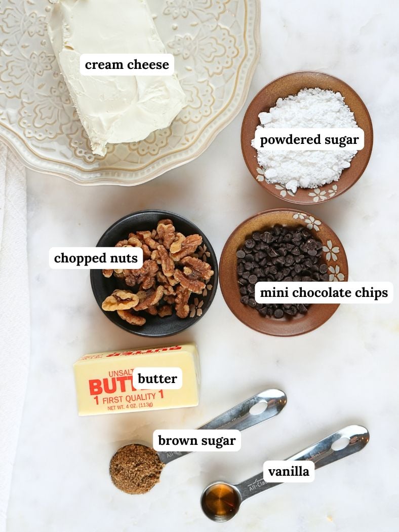 Ingredients displayed and labeled